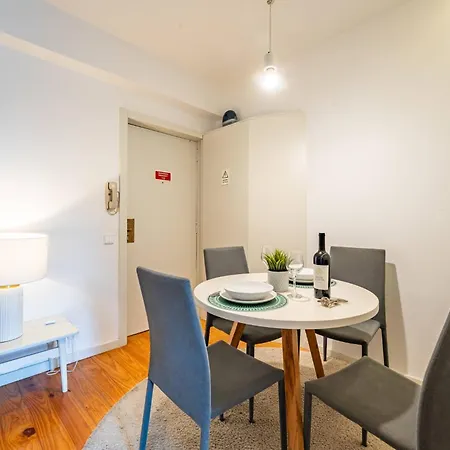 Apartamento Brittos Lapa In Center Oporto