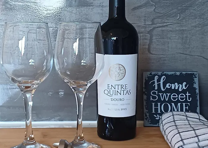 Brittos Lapa In Center * Oporto